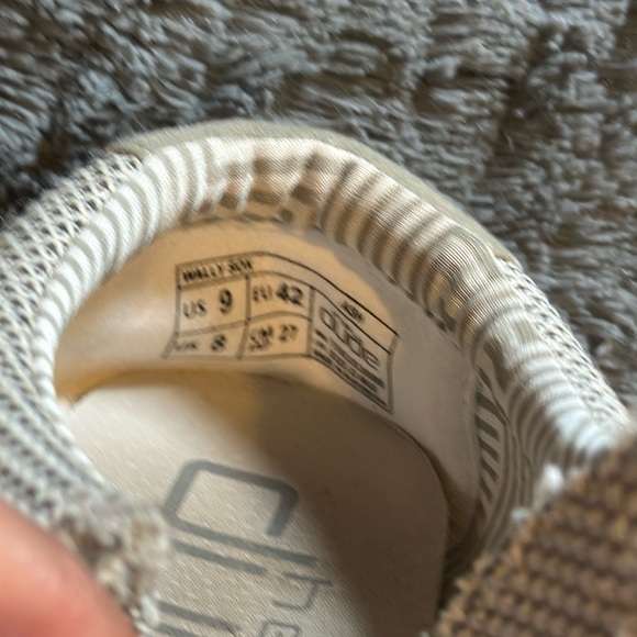 Hey Dude Slip Ons - Picture 4 of 5